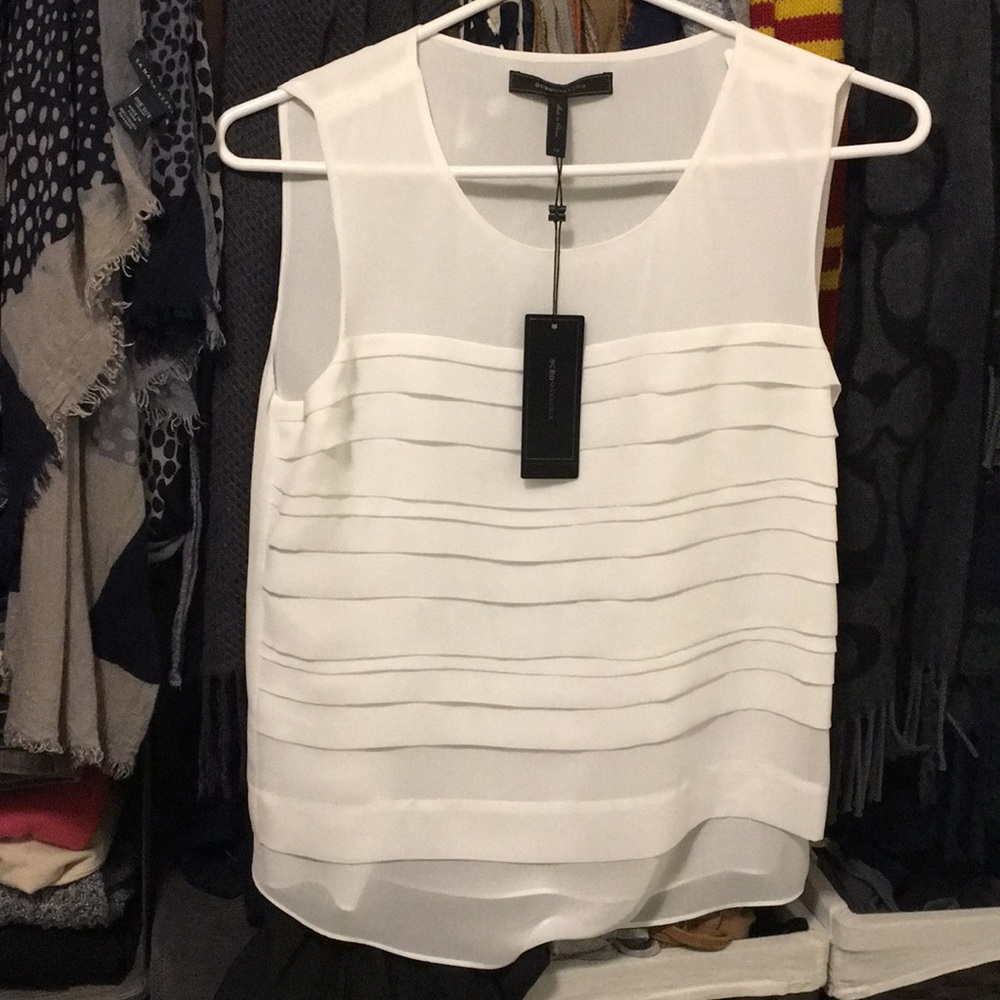 BCBG top